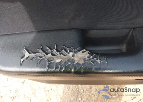 2014 Chrysler 200 Lx z USA, uszkodzony, nr VIN 1C3CCBAB7EN140741